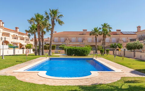 Cristina: Appartamento, Condominio, Uso Misto, Hotel, Balcone