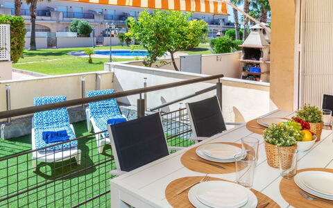 Cristina: Appartamento, Condominio, Uso Misto, Hotel, Balcone