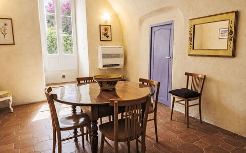 Casa Memmi Mouriès: Appartamento, Condominio, Uso Misto, Hotel, Balcone