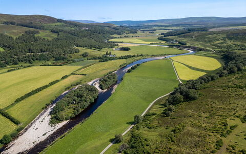 Strathnoon: Corpo D'Acqua, Paesaggio Naturale, Paesaggio, Plain, Pascolo, Banca, Alveo, Fiume, Fotografia Aerea, Visione Globale