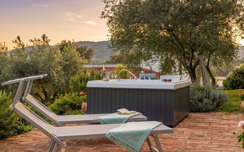 S'Olioni: Appartamento, Condominio, Uso Misto, Hotel, Balcone