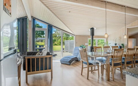 Esalina - 800M from the Sea: Legna, Casa, Villetta, Latifoglie, Portico, Soffitto, Plank, Deck, Shade, Pavimento In Legno