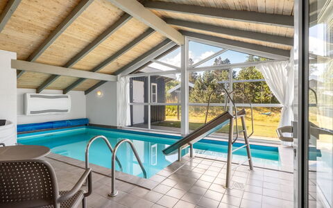 Gertrud - 800M from the Sea: Piscina, Ricorrere, Hotel, Sedia, Design, Eco Hotel, Villa, Terme, Centro Ricreativo, Boutique Hotel