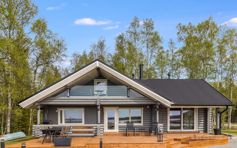 Villa Praava B: Legna, Villetta, Casa, Raccordo, Legname, Log Cabin, Portico, Latifoglie, Edifici Giardino, Plank