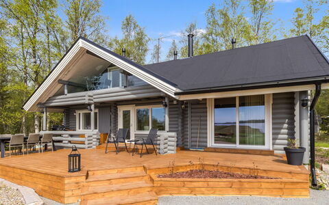 Villa Praava B: Legna, Casa, Villetta, Raccordo, Portico, Legname, Latifoglie, Deck, Log Cabin, Edifici Giardino
