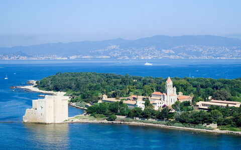 Villa Norma: Costa, Costiera E Morfologie Oceanic, Waterway, Paesaggio, Mare, Attrazione Turistica, Lago, Riva, Oceano