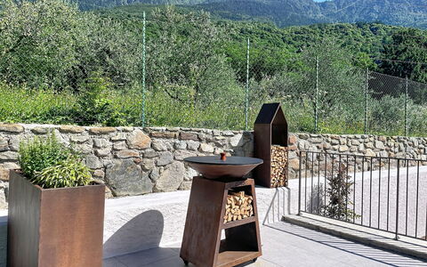 Aura: Roccia, Giardino, Calcestruzzo, Vaso Di Fiori, Landscaping, Materiali Naturali, Design, Color Legno, Pianta Della Casa, Flagstone