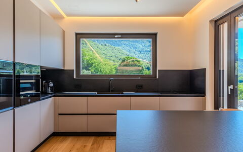 Aura: Interior Design, Cucina, Pavimentazione, Soffitto, Legna, Controsoffitto, Casa, Lampada, Illuminazione, Pavimento