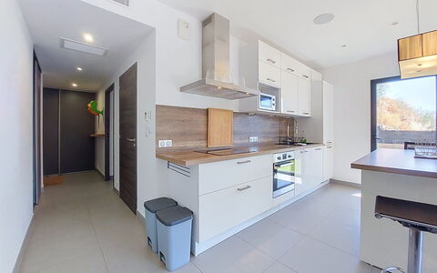E Follicie: Interior Design, Pavimentazione, Legna, Pavimento, Mobilia, Soffitto, Controsoffitto, Cabinetry, Camera, Cucina