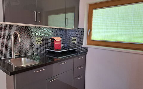 Achenkirch 622: Cucina, Controsoffitto, Cabinetry, Lavandino Della Cucina, Elettrodomestico Da Cucina, Interior Design, Legna, Pavimentazione, Casa, Idraulico Fixture