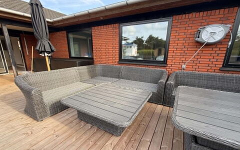 Alette - 400M from the Sea: Legna, Mobilia, Mobili Da Esterno, Materiale Composito, Divano, Deck, Terrazza, Latifoglie, Color Legno