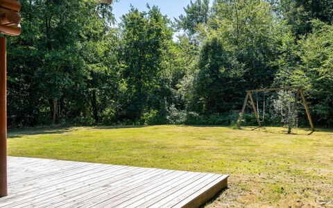 Unelma - from the Sea: Legna, Lotto, Shade, Giardino, Luce Del Sole, Latifoglie, Backyard, Woody Impianto, Landscaping, Prato