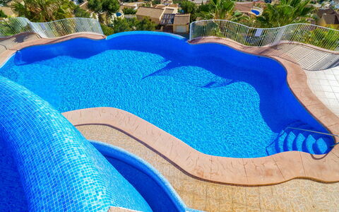 Vista Mar: Blu, Piscina, Tempo Libero, Materiale Composito, Ricorrere, Shade, Mobili Da Esterno, Vacanza, Giochi D'Acqua, Hotel