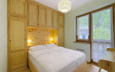 Anny: Legna, Interior Design, Soffitto, Camera Da Letto, Pavimento, Pavimentazione, Camera, Letto, Casa, Color Legno