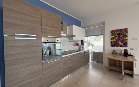 A Casa di Gio: Pavimentazione, Elettrodomestico Da Cucina, Cucina, Apparecchio Major, Interior Design, Legna, Cabinetry, Controsoffitto, Pavimento, Mobilia