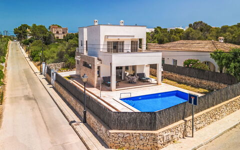 Garlanda: Piscina, Zona Residenziale, Materiale Composito, Estate, Villa, Ricorrere, Hacienda, Hotel, Balcone, Cortile