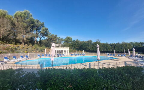 Confort, Piscine et Plage: Piscina, Mobili Da Esterno, Ricorrere, Shade, Landscaping, Lettino, Resort Citta ', Hotel