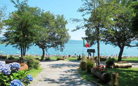 Lago di Vico 629: Ricreazione, Costiera E Morfologie Oceanic, Costa, Tempo Libero, Mare, Vacanza, Primavera, Riva, Parco, Baia