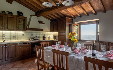 Villa Daluma, Private Pool in Todi: Mobilia, Legna, Interior Design, Tavolo, Cucina & Sala Da Pranzo Tavolo, Sala Da Pranzo, Sedia, Pavimentazione, Camera, Casa