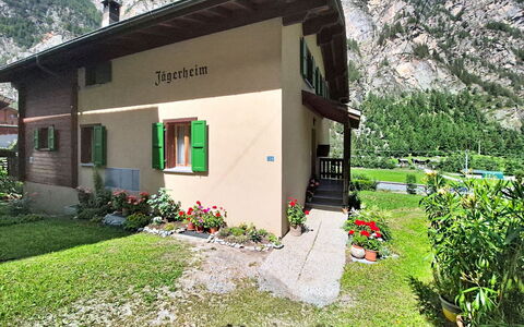 Jägerheim: Mobilia, Interior Design, Sedia, Mobili Da Esterno, Materiali Naturali, Shade, Tavolo Esterno, Design, Ristorante, Cucina & Sala Da Pranzo Tavolo