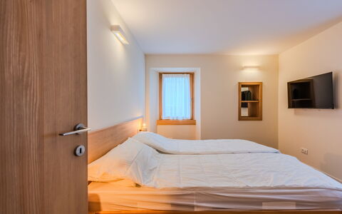 Ca' Alma Dolomia: Interior Design, Parete, Pavimentazione, Pavimento, Legna, Letto, Soffitto, Camera Da Letto, Camera, Illuminazione