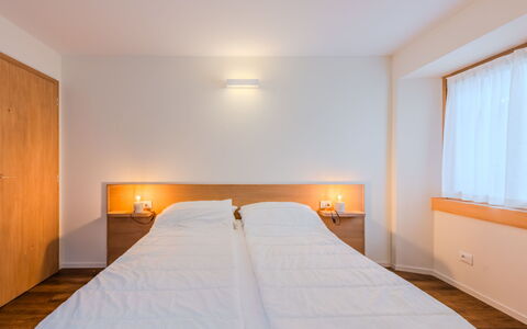 Ca' Alma Dolomia: Interior Design, Pavimentazione, Parete, Pavimento, Letto, Legna, Soffitto, Camera Da Letto, Mobilia, Camera