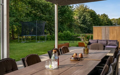 Constance - 900M from the Sea: Mobilia, Legna, Mobili Da Esterno, Sedia, Shade, Tavolo, Tavolo Esterno, Giardino, Terrazza, Backyard