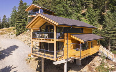 02 Nth031 Sup Chalet mit Sauna und Hot Tub 2 Etage