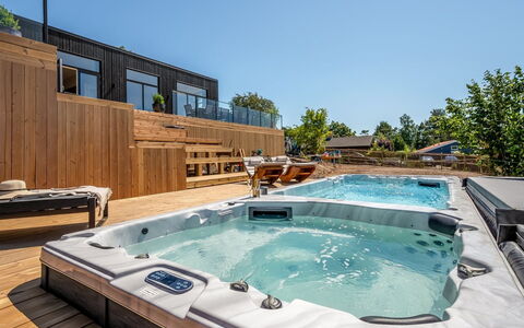 Hubertina - 900M from the Sea: Legna, Piscina, Ricorrere, Latifoglie, Deck, Color Legno, Eco Hotel, Design, Pavimento In Legno, Sedia