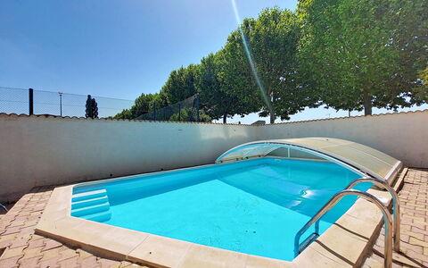 L Escapade Orangeoise: Blu, Piscina, Materiale Composito, Shade, Ricorrere, Giochi D'Acqua, Design, Piastrella, Eco Hotel, Hotel