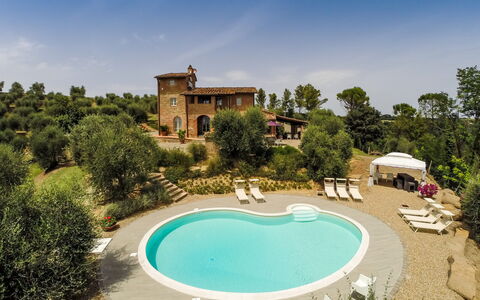 Villa Larino: Paesaggio, Area Rurale, Estate, Agriturismo, Villa, Hacienda, Landscaping, Azienda Agricola