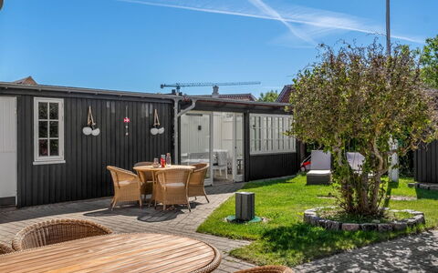Annagrete - 300M from the Sea: Casa, Tetto, Casa, Porta, Villetta, Cortile, Shade, Giardino, Backyard, Raccordo