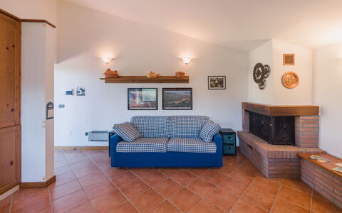 Casa Morgana: Mobilia, Interior Design, Pavimentazione, Divano, Pavimento, Legna, Camera, Soffitto, Soggiorno