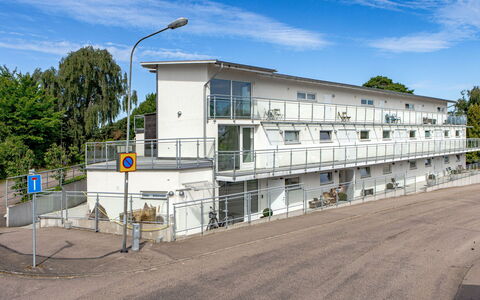 Strandpärlan: Architettura, Materiale Composito, Urban Design, Pole, Street Luce, Balcone, Acciaio