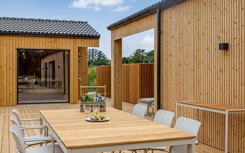 Huldrik - 900M from the Sea: Legna, Materiale Composito, Deck, Edifici Giardino, Color Legno, Latifoglie, Raccordo, Plank, Shade, Giardino