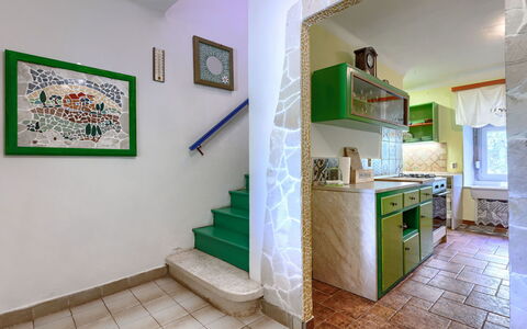Helena: Interior Design, Pavimentazione, Soffitto, Pavimento, Camera, Piastrella, Appartamento, Cucina, Controsoffitto, Dipingere