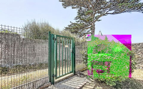 Résidence de la Mer: Arbusto, Lotto, Giardino, Primavera, Landscaping, Recinzione, Cancello, Prato, Cortile, Home Scherma