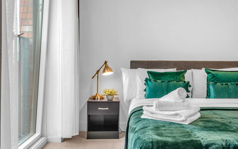 Wickside Apartment: Mobilia, Interior Design, Appartamento, Pavimento, Pavimentazione, Tavolo, Sedia, Soggiorno, Camera, Casa