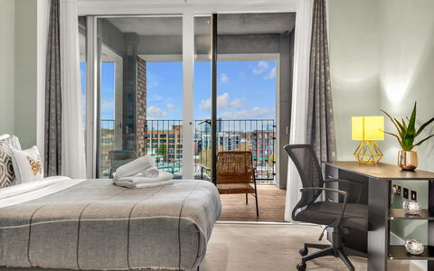Wickside Apartment: Mobilia, Interior Design, Appartamento, Pavimento, Pavimentazione, Tavolo, Sedia, Soggiorno, Camera, Casa