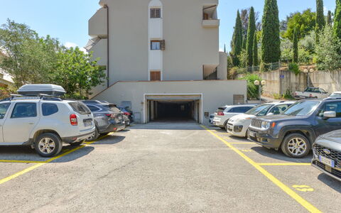Azzurra: Mobilia, Interior Design, Appartamento, Pavimento, Pavimentazione, Tavolo, Sedia, Soggiorno, Camera, Casa