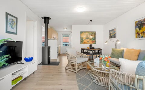 Ineke - 200M from the Sea