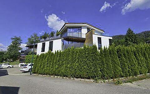 Das Weidach: Casa, Zona Residenziale, Casa, Tetto, Villetta, Estate, Sobborgo, Driveway, Villa