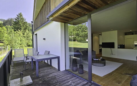 Weidach 10 Top 6: Casa, Latifoglie, Portico, Balcone, Color Legno, Plank, Illuminazione Diurna, Pavimento In Legno, Eco Hotel