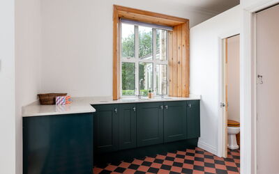 Walltree House