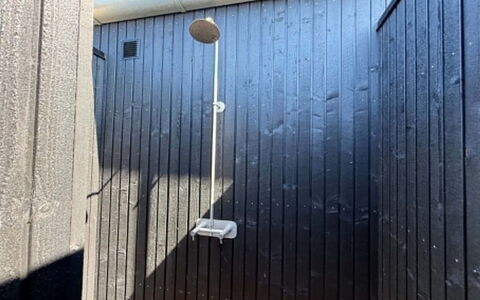 Selvi - 500M from the Sea: Materiale Composito, Plank, Latifoglie, Raccordo, Color Legno, Alluminio