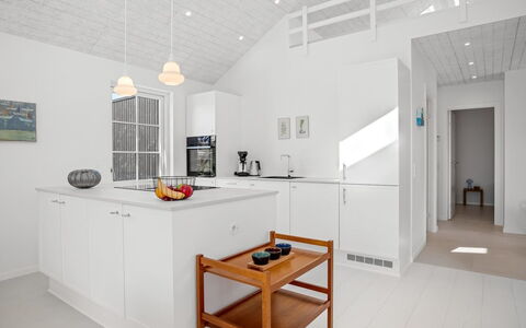 Selvi - 500M from the Sea: Pavimentazione, Interior Design, Pavimento, Soffitto, Legna, Mobilia, Lampada, Pavimento In Legno, Cucina, Appartamento