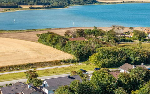 Eeske - 4Km from the Sea: Risorse Idriche, Acqua, Corpo D'Acqua, Verde, Paesaggio Naturale, Waterway, Costiera E Morfologie Oceanic, Costa, Banca, Orizzonte