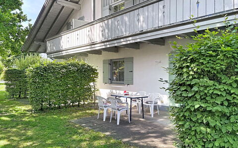 Bergzeit: Casa, Casa, Shade, Villetta, Prato, Giardino, Cortile, Estate, Backyard, Landscaping