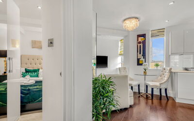 Chelsea Apartment