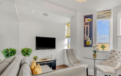 Chelsea Apartment